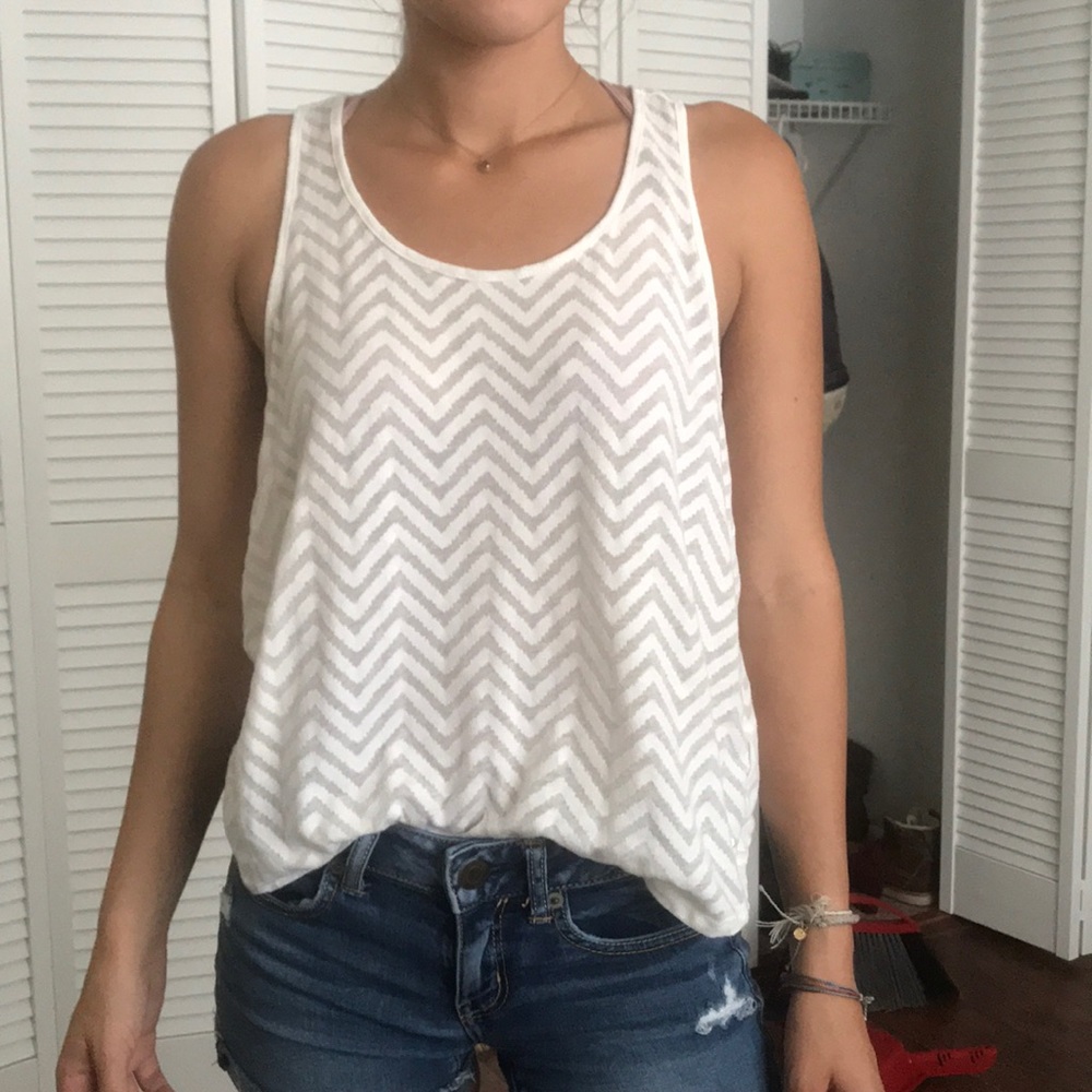 Tank top with chevron detail
